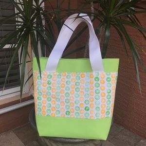 Green and Orange Circles-Amazingly green Tote Bag